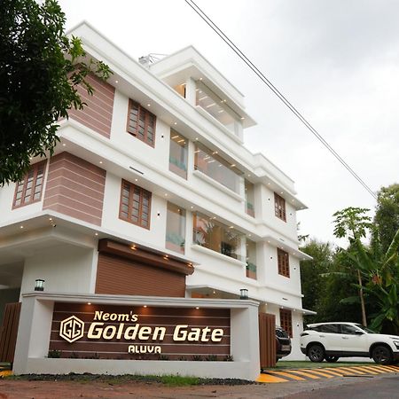 Neom'S Golden Gate Ξενοδοχείο Alwaye Εξωτερικό φωτογραφία